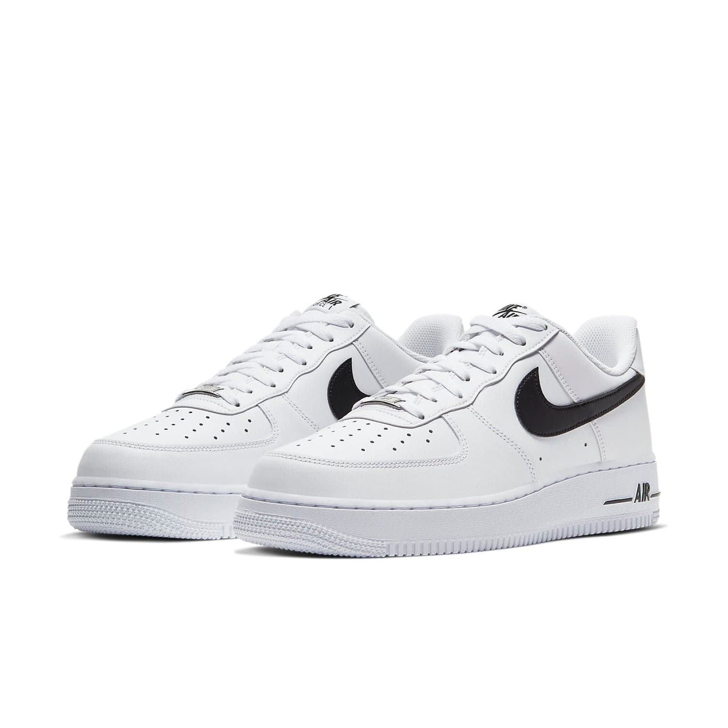 Nike Air Force — 4